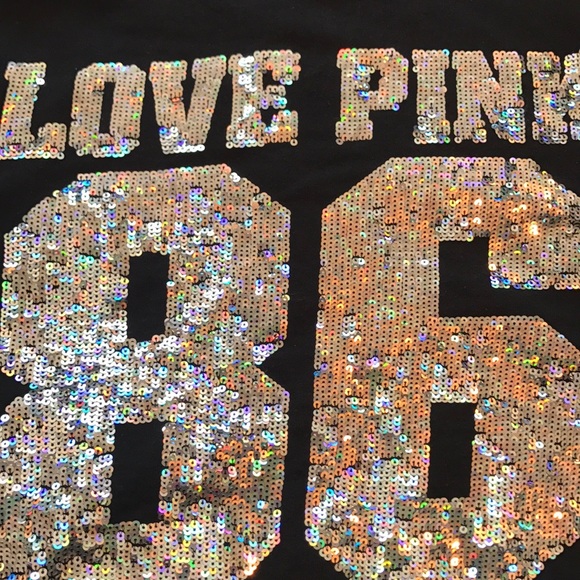 PINK Victoria's Secret zip up sweatshirt β€οΈ - Picture 6 of 7